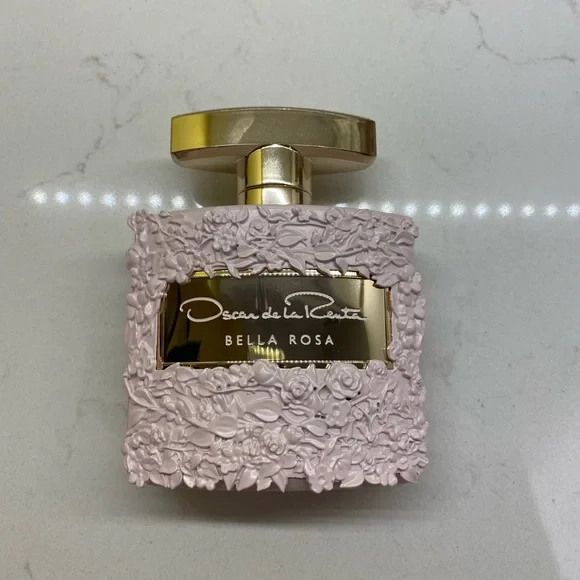 OSCAR DE LA RENTA✨ - Picture 1 of 4